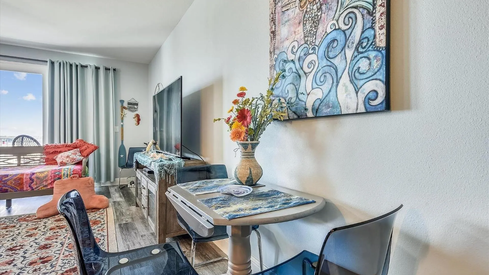 Laketown Wharf 835 - Very Cool 1 Bedroombunks, Sleeps 6, Free Fun! Condo Panama City Beach 0*,  United States